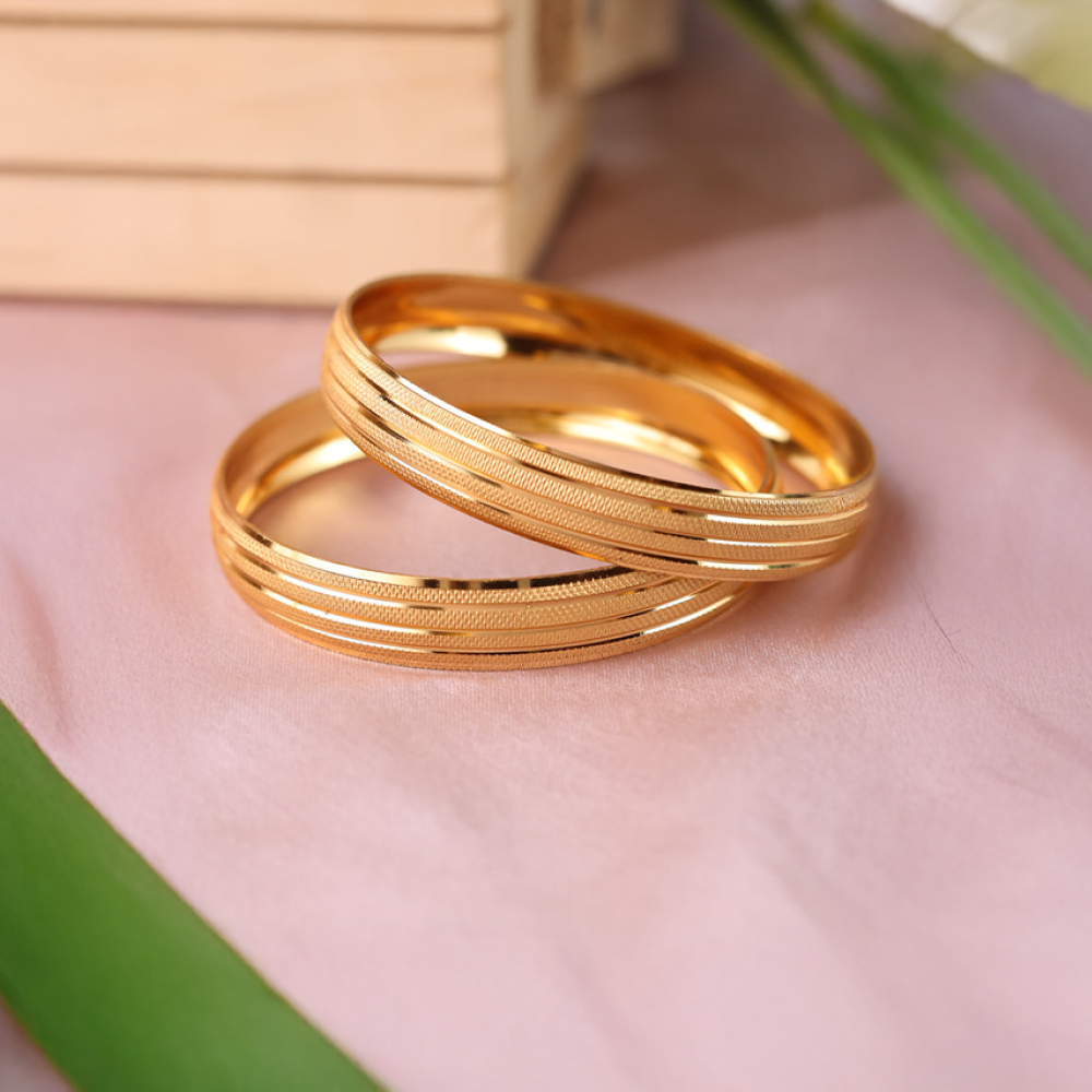 Zeraki Jewels Anamika Bangle Set (Size: 2-6, Golden) Price - Buy