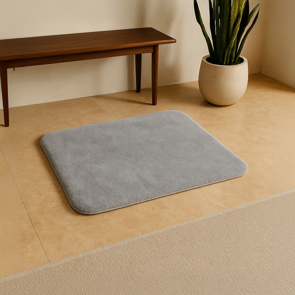 Elegant Weavers Furry Floor Mat (22.8