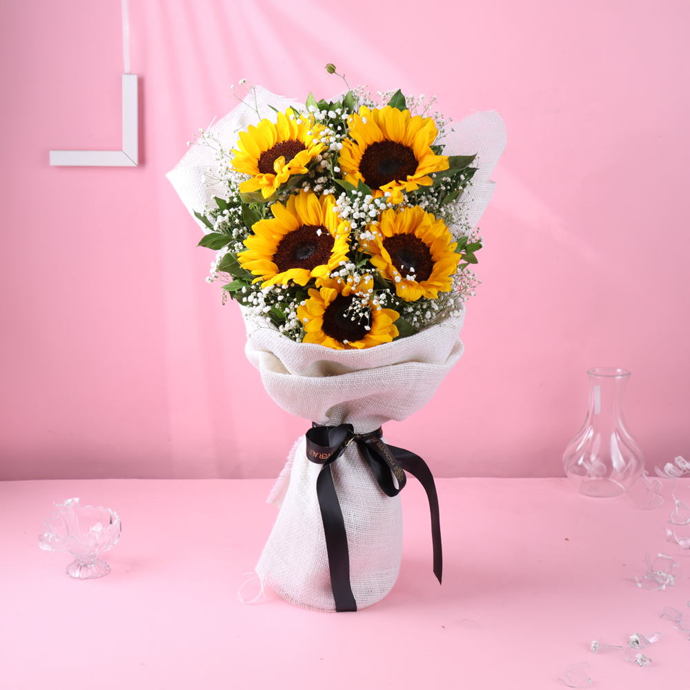 FlowerAura - Yellow Sunflower Large Bouquet Price - Buy Online at