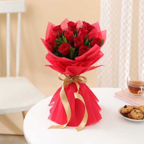 Igp Red Roses IGP 10 Red Rose Bouquet Price - Buy Online at Best Price in India