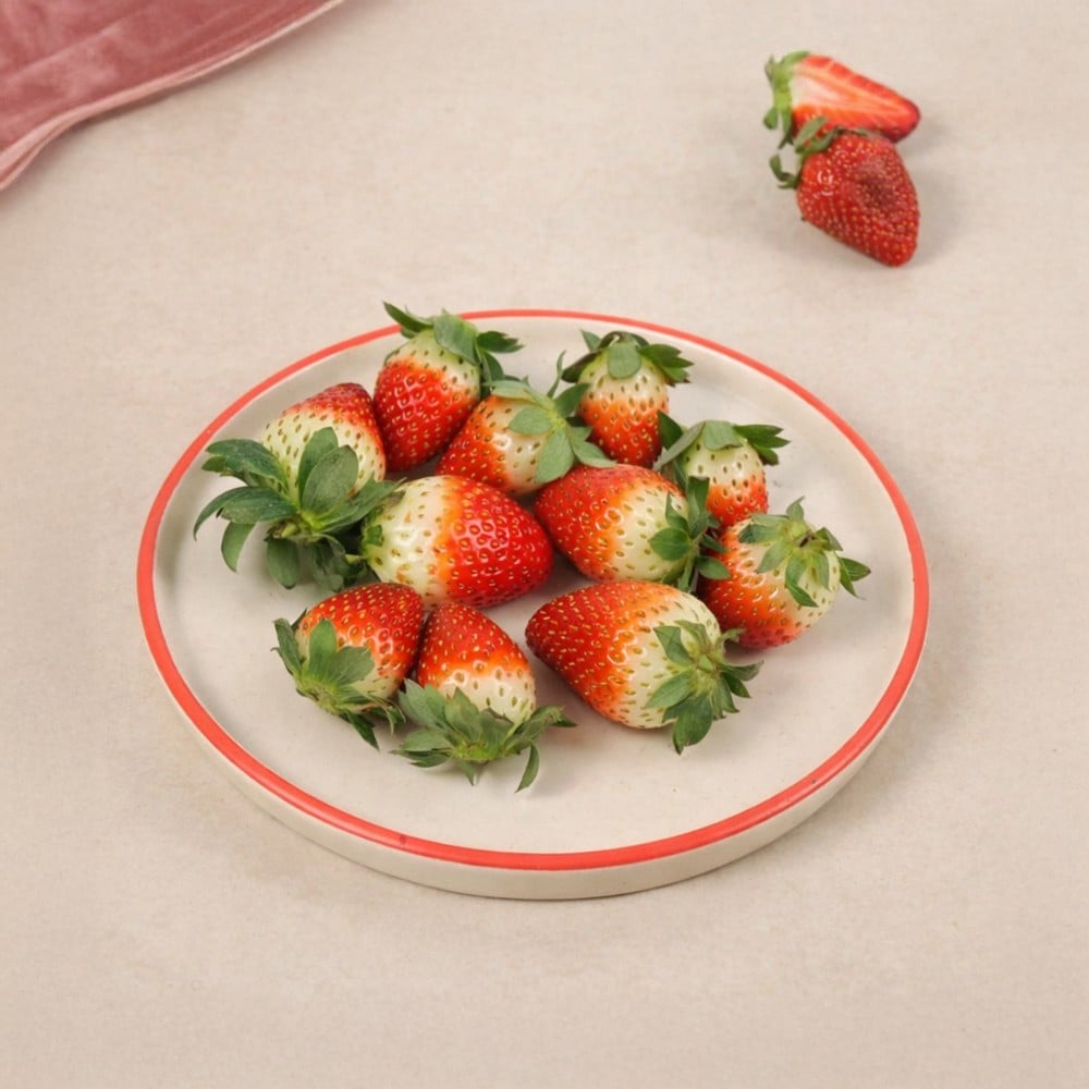 Strawberry Price - Buy Online at Best Price in India