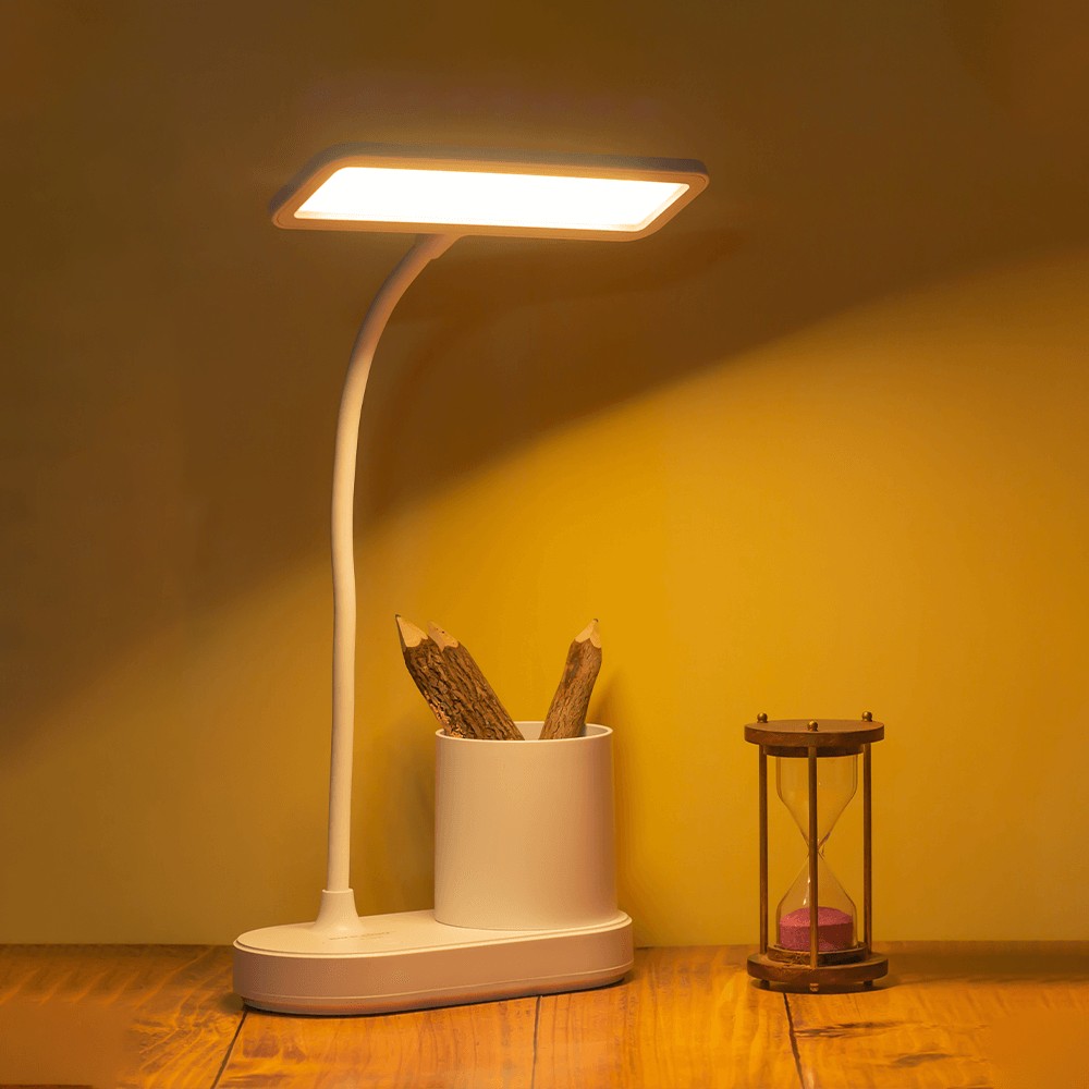 Weird Wolf 3 Colour Mode 8 W Rechargeable Table/Study/Desk Lamp